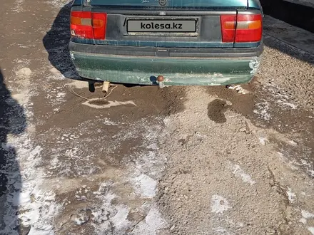 Opel Vectra 1994 года за 400 000 тг. в Теренозек – фото 4