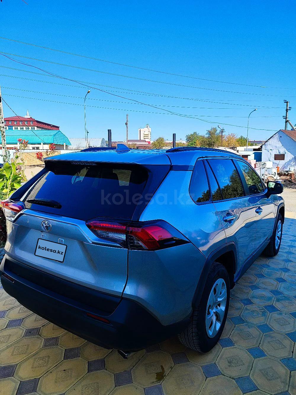 Toyota RAV4 2019 г.