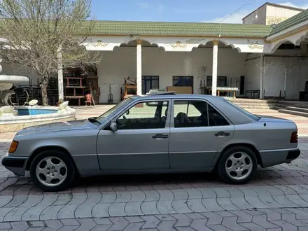 Mercedes-Benz E 230 1990 года за 2 400 000 тг. в Шымкент – фото 3