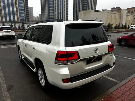 Toyota Land Cruiser 2019 года за 43 000 000 тг. в Астана – фото 6