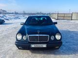 Mercedes-Benz E 230 1996 года за 2 200 000 тг. в Караганда