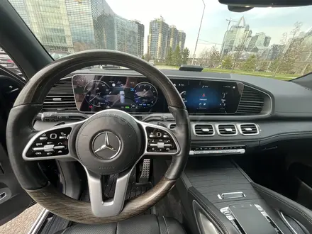 Mercedes-Benz GLS 580 2021 года за 84 000 000 тг. в Алматы – фото 27