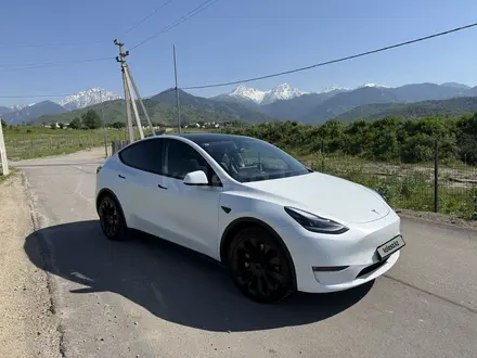 Tesla Model Y 2024 года за 19 500 000 тг. в Алматы – фото 6
