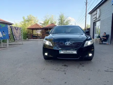 Toyota Camry 2006 года за 4 600 000 тг. в Уральск – фото 2