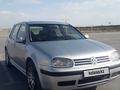 Volkswagen Golf 2002 годаүшін2 500 000 тг. в Кызылорда