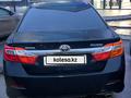 Toyota Camry 2014 года за 6 000 000 тг. в Уральск – фото 2