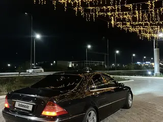 Mercedes-Benz S-Class, 2001