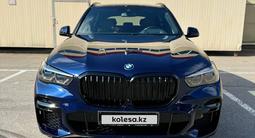 BMW X5 2021 года за 41 900 000 тг. в Алматы – фото 2