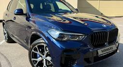 BMW X5 2021 года за 41 900 000 тг. в Алматы