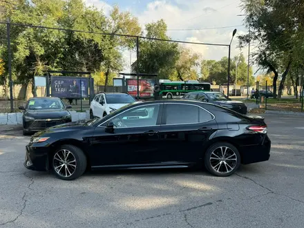 Toyota Camry 2020 года за 12 200 000 тг. в Алматы – фото 6