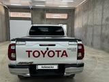 Toyota Hilux 2022 года за 23 000 000 тг. в Атырау – фото 3