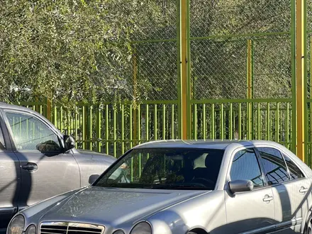 Mercedes-Benz E 280 2001 года за 4 000 000 тг. в Кызылорда – фото 3