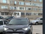 Toyota RAV4 2016 года за 8 700 000 тг. в Актау