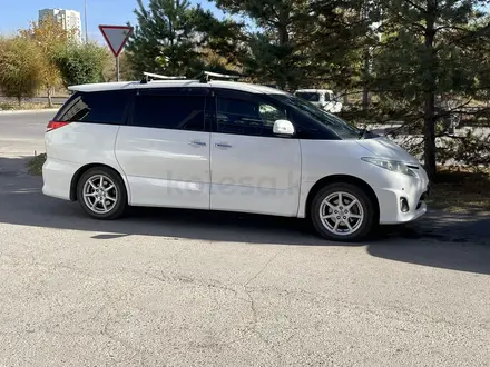 Toyota Estima 2011 года за 5 100 000 тг. в Караганда