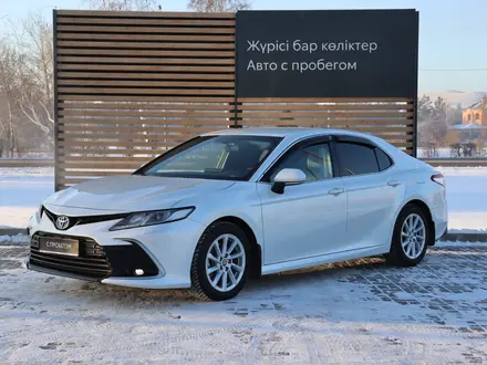 Toyota Camry 2021 года за 15 490 000 тг. в Кокшетау