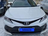 Toyota Camry 2023 года за 18 500 000 тг. в Уральск