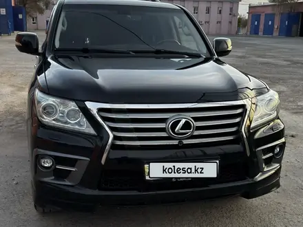Lexus LX 570 2014 года за 28 800 000 тг. в Актау