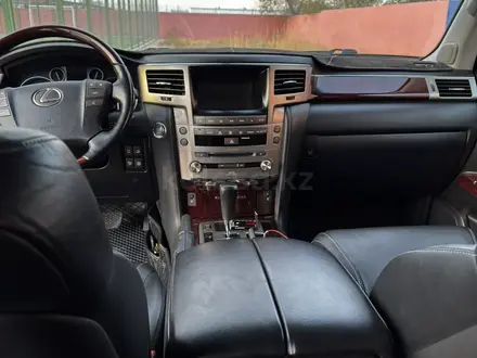 Lexus LX 570 2014 года за 28 800 000 тг. в Актау – фото 5