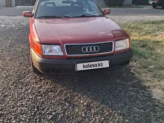 Audi 100