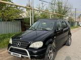 Mercedes-Benz ML 320 2000 годаүшін2 900 000 тг. в Алматы – фото 2