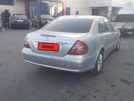 Mercedes-Benz E 230 2007 года за 2 250 000 тг. в Караганда – фото 4