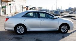 Toyota Camry 2013 года за 4 600 000 тг. в Атырау – фото 5