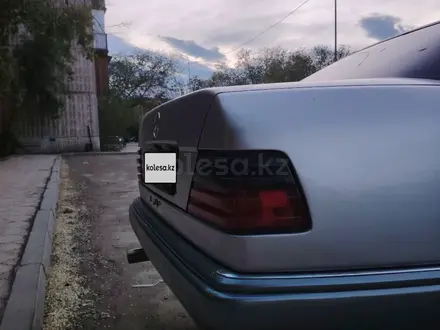 Mercedes-Benz E 200 1994 года за 2 000 000 тг. в Жезказган – фото 5