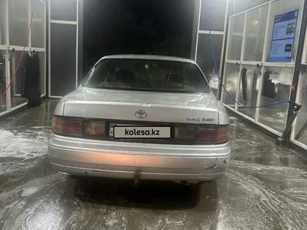 Toyota Camry 1993 года за 1 000 000 тг. в Алматы – фото 4