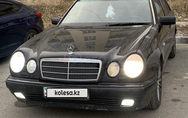 Mercedes-Benz E 320 1997 годаfor3 500 000 тг. в Талдыкорган