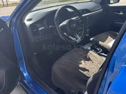 Kia Rio X-Line 2018 года за 7 590 000 тг. в Астана – фото 16