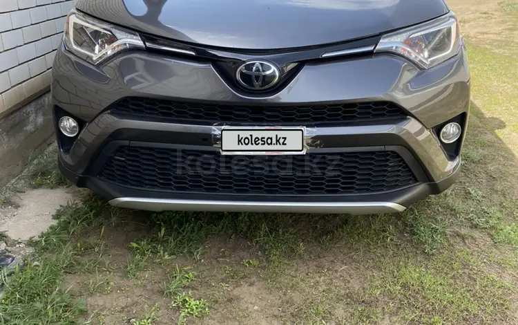 Toyota RAV4 2018 годаүшін11 000 000 тг. в Актобе