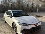 Toyota Camry 2023 года за 23 000 000 тг. в Караганда – фото 3