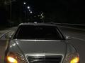 Mercedes-Benz S 320 2001 года за 2 800 000 тг. в Алматы – фото 3