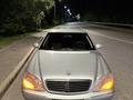 Mercedes-Benz S 320 2001 года за 2 800 000 тг. в Алматы – фото 4