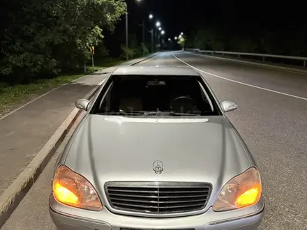 Mercedes-Benz S 320 2001 года за 2 800 000 тг. в Алматы – фото 4