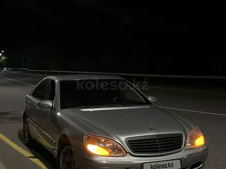 Mercedes-Benz S 320 2001 года за 2 800 000 тг. в Алматы – фото 7