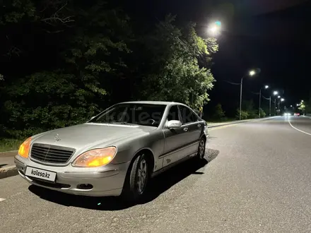 Mercedes-Benz S 320 2001 года за 2 800 000 тг. в Алматы – фото 9