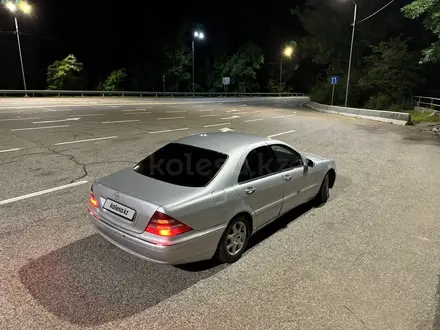Mercedes-Benz S 320 2001 года за 2 800 000 тг. в Алматы – фото 17