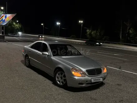 Mercedes-Benz S 320 2001 года за 2 800 000 тг. в Алматы – фото 19