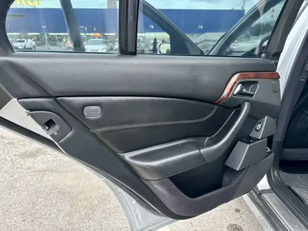 Mercedes-Benz S 320 2001 года за 2 800 000 тг. в Алматы – фото 32