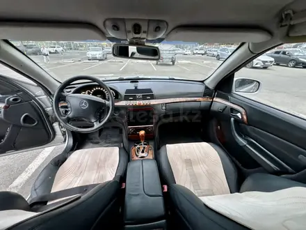 Mercedes-Benz S 320 2001 года за 2 800 000 тг. в Алматы – фото 34