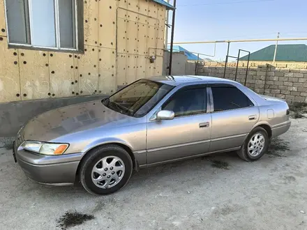 Toyota Camry 1999 года за 2 500 000 тг. в Актау – фото 2