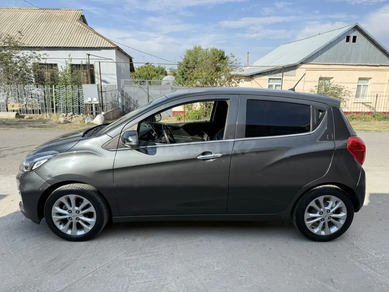Chevrolet Spark, 2015
