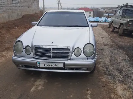 Mercedes-Benz E 230 1996 года за 2 600 000 тг. в Шымкент