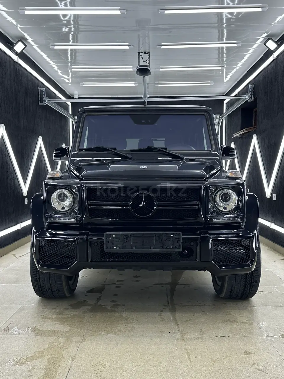 Mercedes-Benz G-Class, 2011