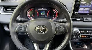 Toyota RAV4 2020 года за 16 300 000 тг. в Алматы