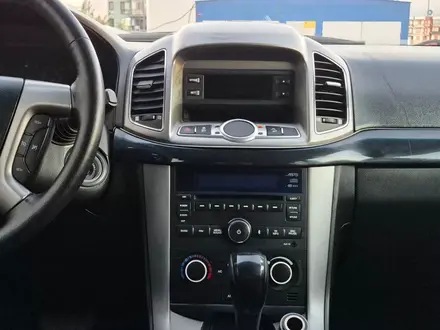 Chevrolet Captiva 2012 года за 3 390 000 тг. в Алматы – фото 18