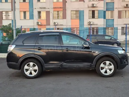 Chevrolet Captiva 2012 года за 3 390 000 тг. в Алматы – фото 4