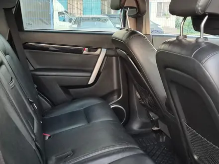 Chevrolet Captiva 2012 года за 3 390 000 тг. в Алматы – фото 14