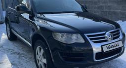 Volkswagen Touareg 2007 годаfor7 500 000 тг. в Алматы – фото 5